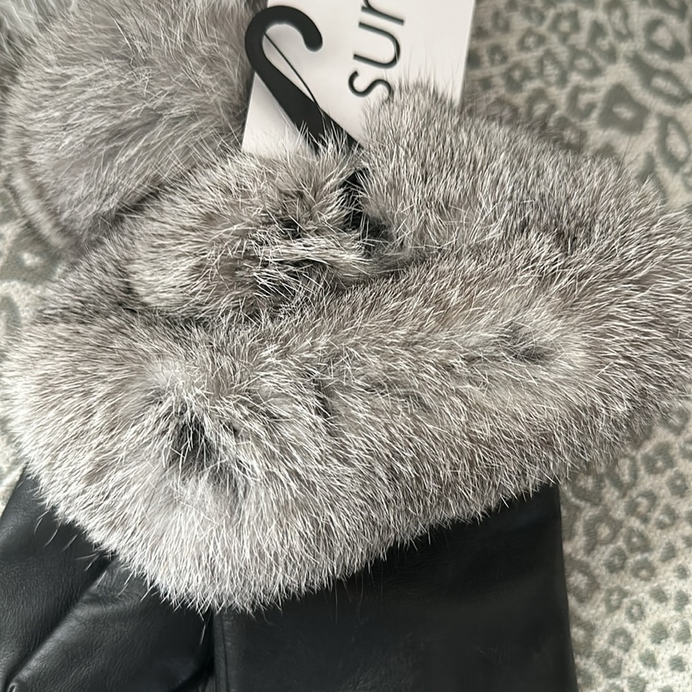 Surell genuine leather with rabbit fur trim gloves size medium - Picture 2 of 6